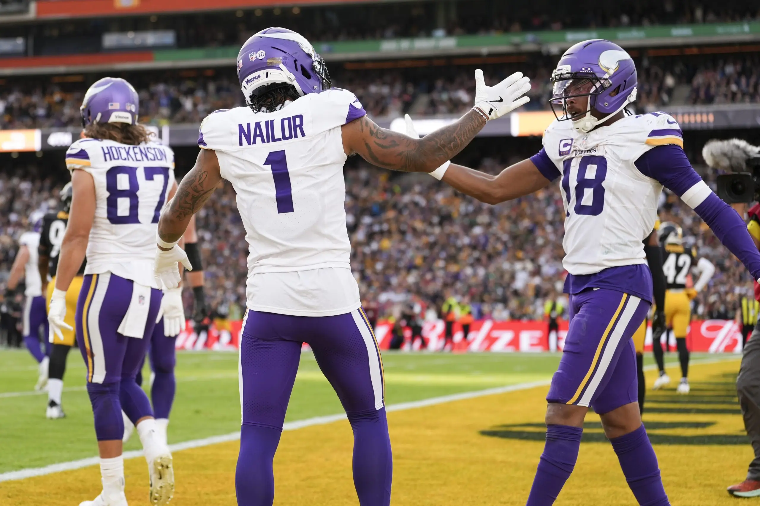 Jalen Nailor and Justin Jefferson celebrate a touchdown